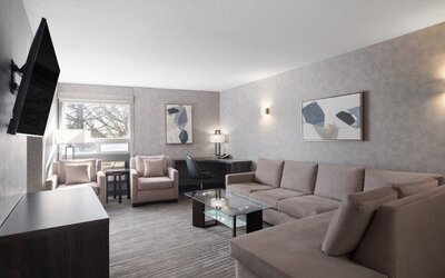 Holiday Inn Calgary-Airport by IHG