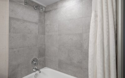 Holiday Inn Calgary-Airport by IHG