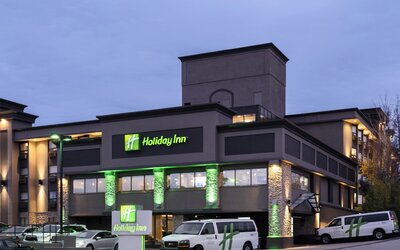 Holiday Inn Calgary-Airport by IHG
