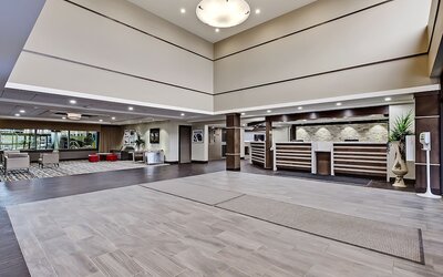 Best Western Plus Port O'Call Hotel