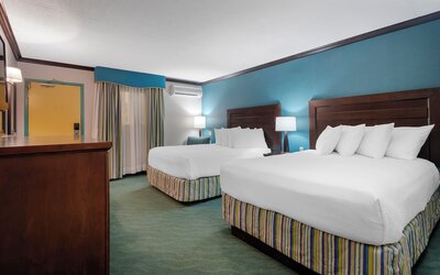 Best Western Plus Port O'Call Hotel