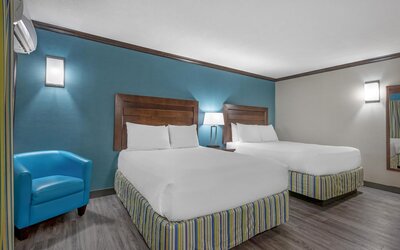 Best Western Plus Port O'Call Hotel