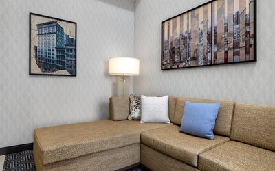 Hilton Garden Inn Indianapolis Downtown