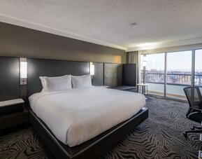 DoubleTree by Hilton Calgary North
