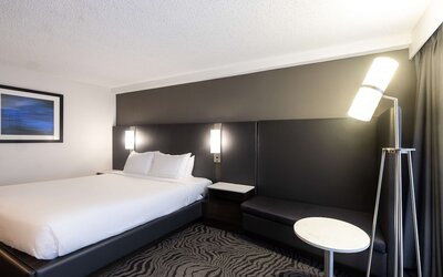 DoubleTree by Hilton Calgary North