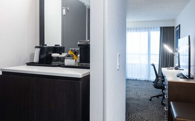 DoubleTree by Hilton Calgary North