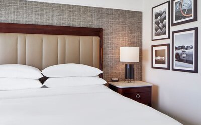 Sheraton Indianapolis Hotel at Keystone Crossing
