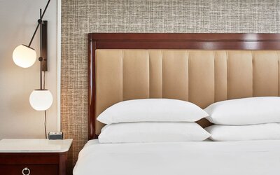 Sheraton Indianapolis Hotel at Keystone Crossing