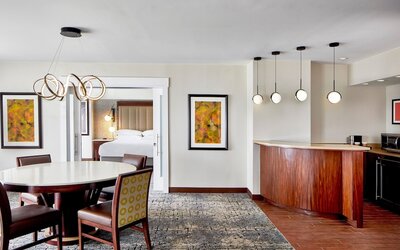 Sheraton Indianapolis Hotel at Keystone Crossing