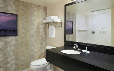 Fairfield Inn & Suites by Marriott Calgary Downtown