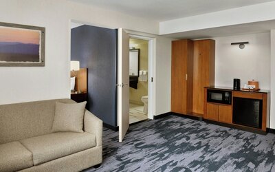 Fairfield Inn & Suites by Marriott Calgary Downtown