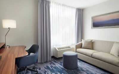 Fairfield Inn & Suites by Marriott Calgary Downtown