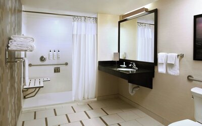 Fairfield Inn & Suites by Marriott Calgary Downtown