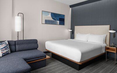 Courtyard By Marriott Calgary Downtown