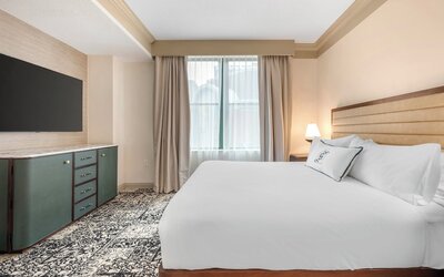 Omni Severin Hotel