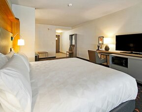 Holiday Inn Hotel & Suites Calgary Airport North by IHG