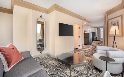 Omni Severin Hotel