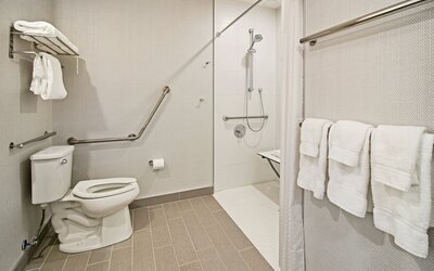 Holiday Inn Hotel & Suites Calgary Airport North by IHG