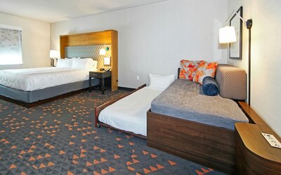Holiday Inn Hotel & Suites Calgary Airport North by IHG