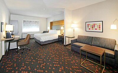 Holiday Inn Hotel & Suites Calgary Airport North by IHG