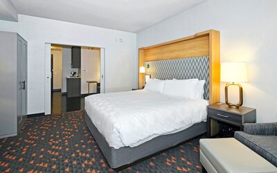Holiday Inn Hotel & Suites Calgary Airport North by IHG