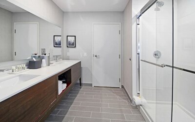 Holiday Inn Hotel & Suites Calgary Airport North by IHG