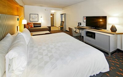 Holiday Inn Hotel & Suites Calgary Airport North by IHG