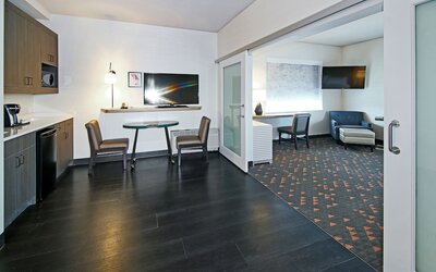 Holiday Inn Hotel & Suites Calgary Airport North by IHG