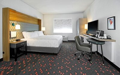 Holiday Inn Hotel & Suites Calgary Airport North by IHG