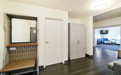 Holiday Inn Hotel & Suites Calgary Airport North by IHG