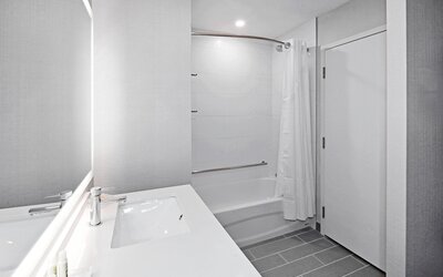 Holiday Inn Hotel & Suites Calgary Airport North by IHG