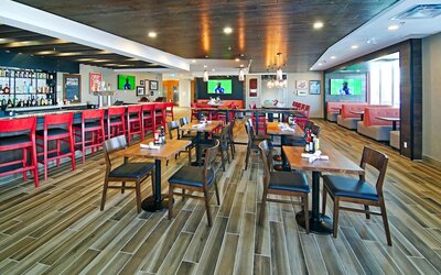 Holiday Inn Hotel & Suites Calgary Airport North by IHG