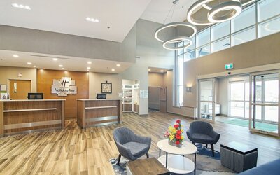 Holiday Inn Hotel & Suites Calgary Airport North by IHG