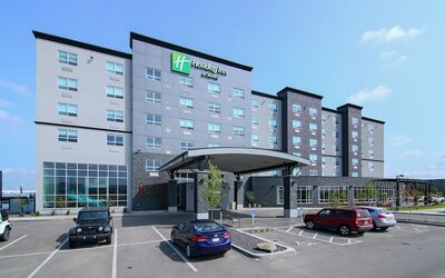 Holiday Inn Hotel & Suites Calgary Airport North by IHG