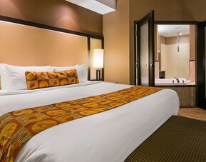 Best Western Premier Freeport Inn Calgary Airport