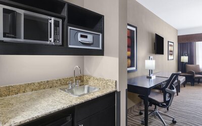 Best Western Premier Freeport Inn Calgary Airport