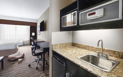 Best Western Premier Freeport Inn Calgary Airport