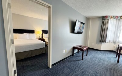 Divya Sutra Plaza and Conference Centre Calgary Airport