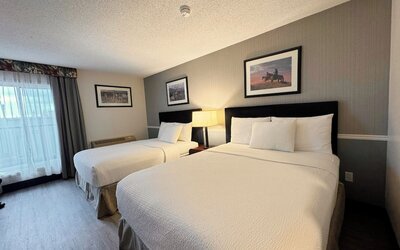 Divya Sutra Plaza and Conference Centre Calgary Airport