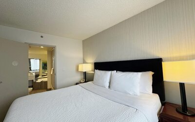 Divya Sutra Plaza and Conference Centre Calgary Airport