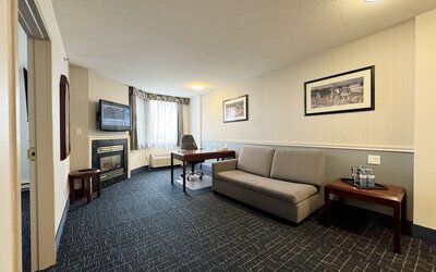 Divya Sutra Plaza and Conference Centre Calgary Airport