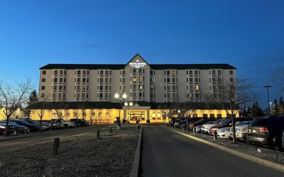 Divya Sutra Plaza and Conference Centre Calgary Airport
