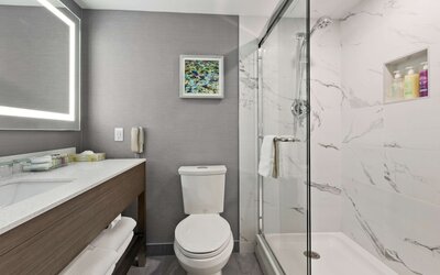 Best Western Premier Calgary Plaza Hotel & Conference Centre