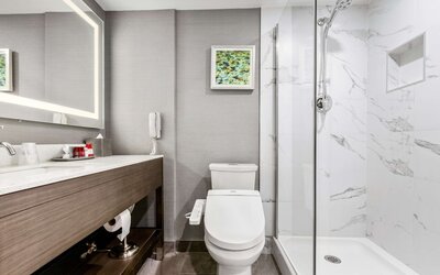 Best Western Premier Calgary Plaza Hotel & Conference Centre