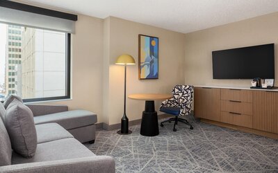 Hampton Inn By Hilton Calgary Downtown