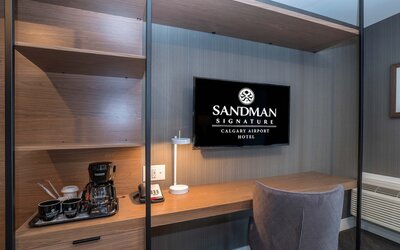 Sandman Signature Calgary Airport Hotel