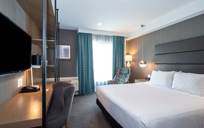 Sandman Signature Calgary Airport Hotel