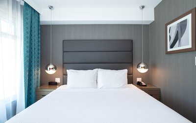 Sandman Signature Calgary Airport Hotel