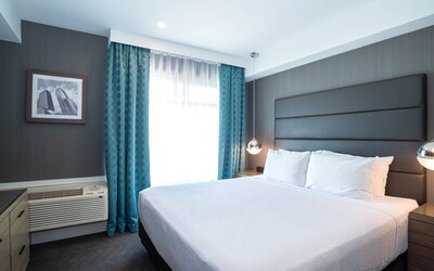 Sandman Signature Calgary Airport Hotel