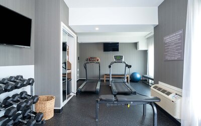 Sandman Signature Calgary Airport Hotel